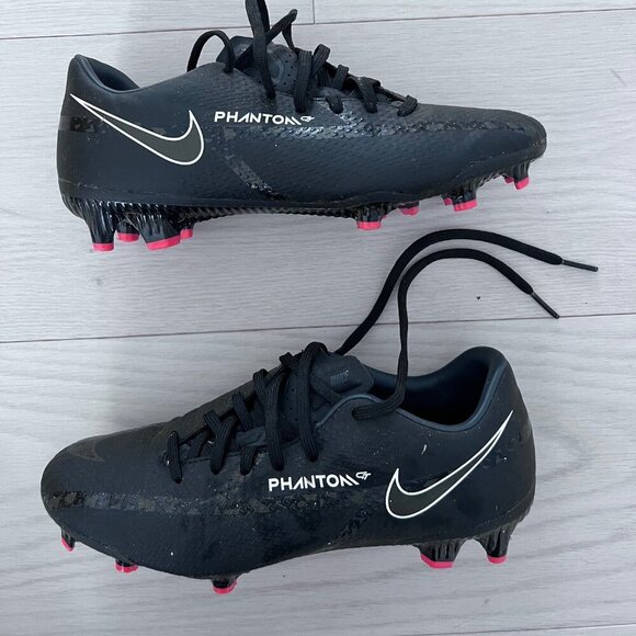 Nike DA4433 Phantom Soccer Cleats Boys  ( 4.5 ) - Picture 1 of 5